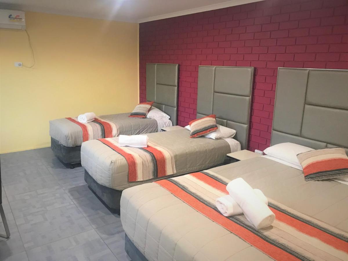 Toukley Motor Inn Extérieur photo