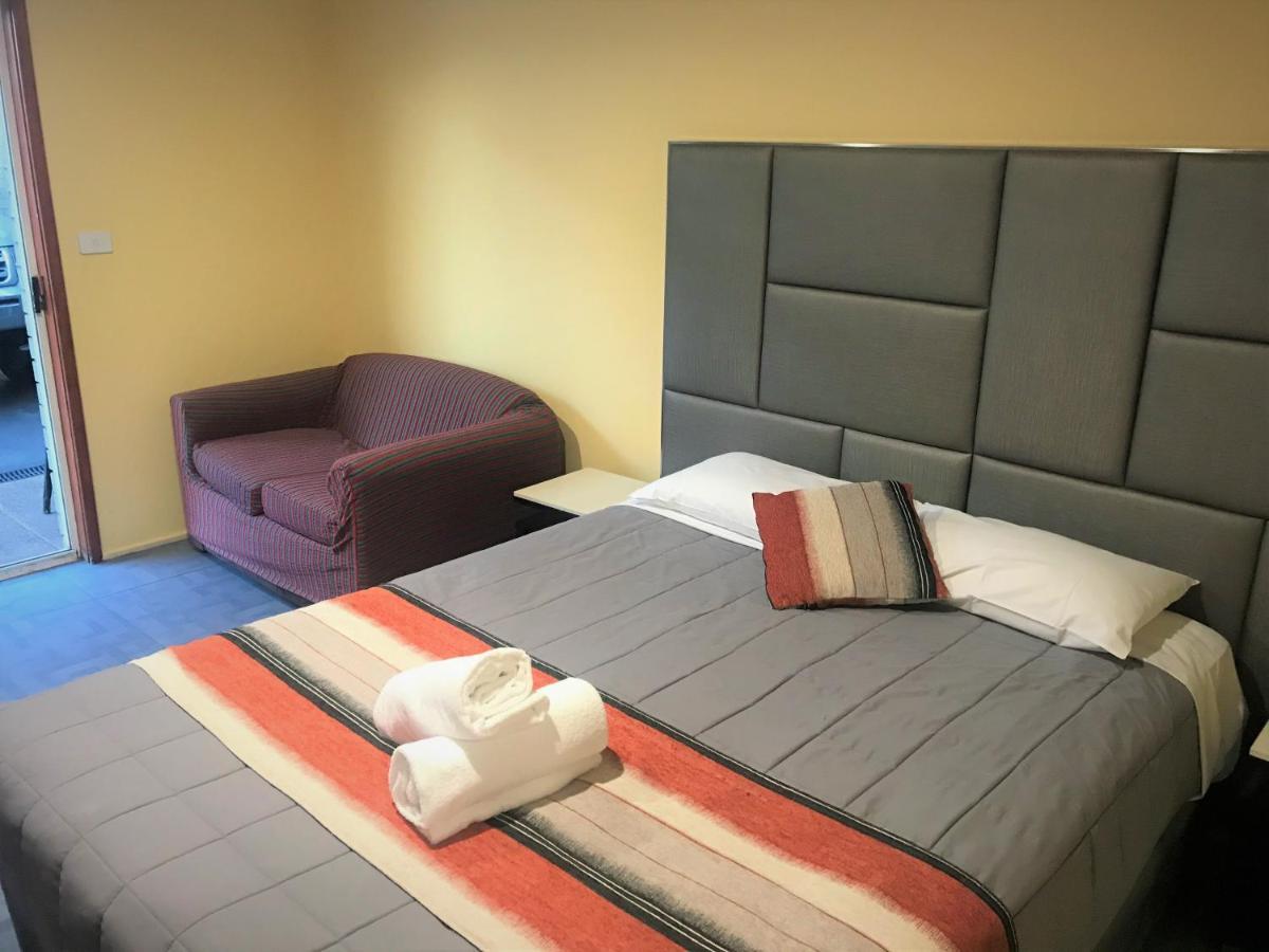 Toukley Motor Inn Extérieur photo