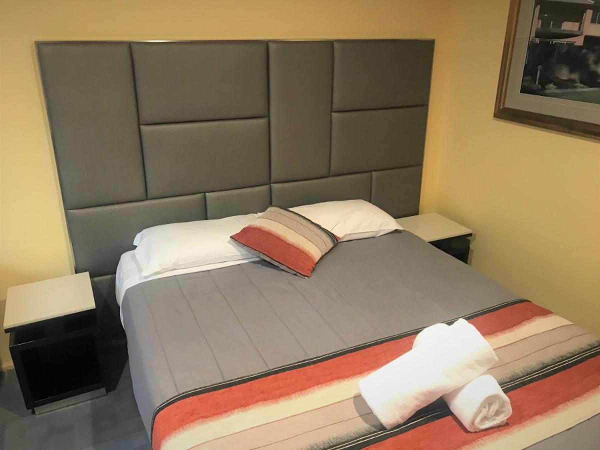 Toukley Motor Inn Extérieur photo